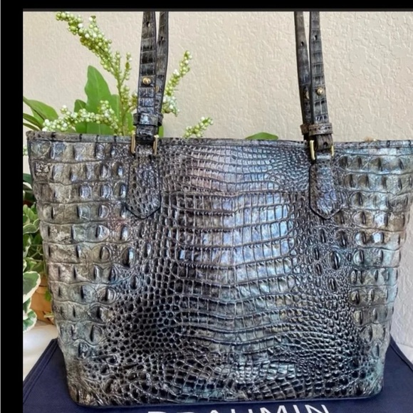 Brahmin Silver Croc-Embossed Hobo Bag - Picture 1 of 2
